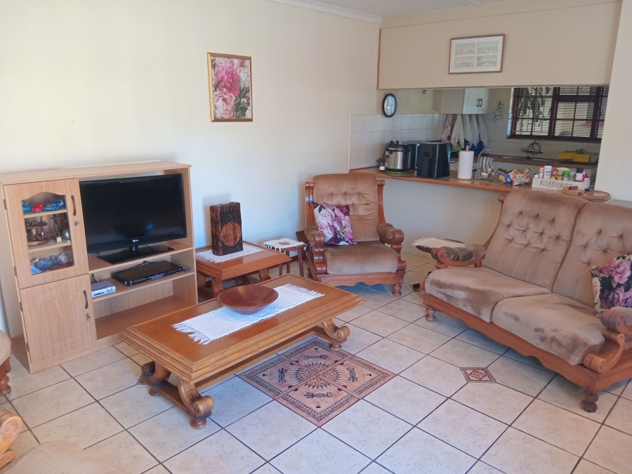 3 Bedroom Property for Sale in Heiderand Western Cape